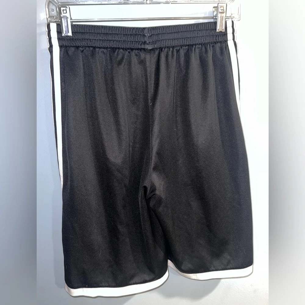 Adidas- Black shorts - Picture 3 of 3